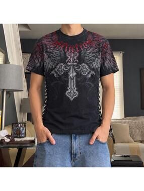 Beautiful vintage style, Y2K grunge affliction T-shirt.